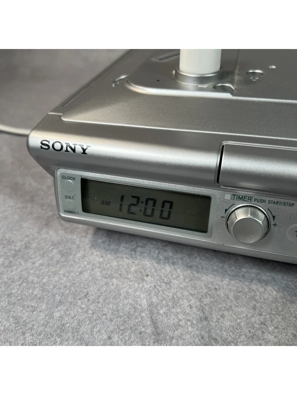 Sony ICF-CD543RM AM/FM Clock Radio CD Player Mega Bass Silver WORKS